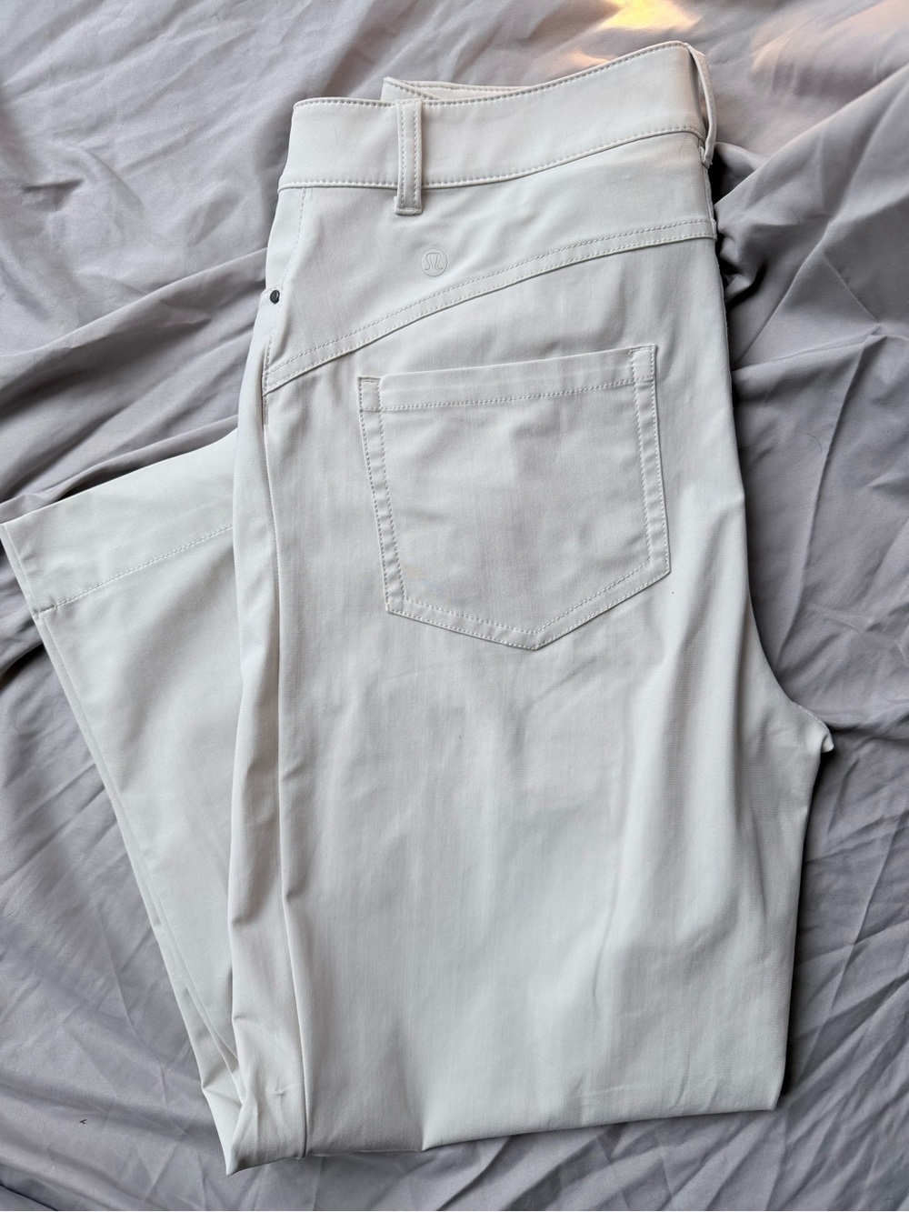 Lululemon Women’s Pants Size 29 Cream Beige Stretch Straight Leg